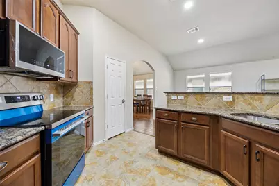 5621 Crestwood Drive, Prosper, TX 75078 - Photo 13