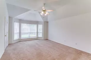 104 Dorsett Dr, Irving, TX 75063 - Photo 17