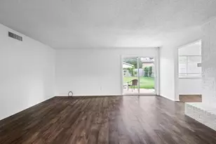 222 Wildfire Dr, Lewisville, TX 75067 - Photo 5