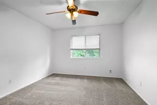 222 Wildfire Dr, Lewisville, TX 75067 - Photo 19