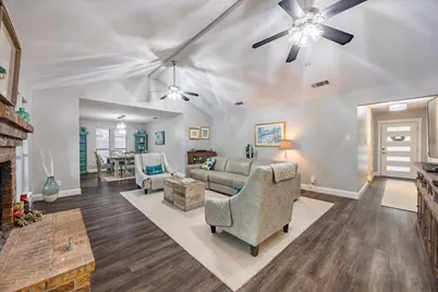 2223 Valley Mill, Carrollton, TX 75006 - Photo 5