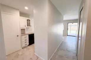 1102 Hillwood Dr, Lewisville, TX 75067 - Photo 9