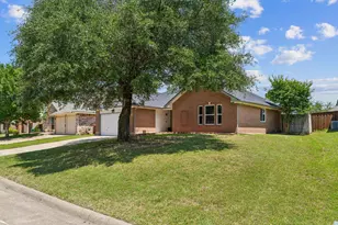1909 Timberline Ln, Sherman, TX 75092 - Photo 3
