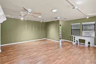 2823 Laurel Ln, Commerce, TX 75428 - Photo 37