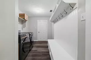 105 Vivian Dr, Waxahachie, TX 75165 - Photo 29