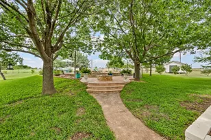 2141 Old Denton Rd, Decatur, TX 76234 - Photo 33