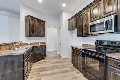 4308 Sweet Clover Lane, Fort Worth, TX 76036 - Photo 5