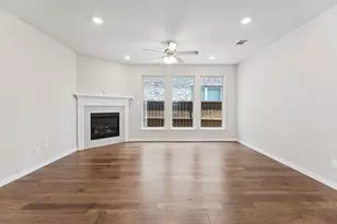 1104 Milfoil Dr, Justin, TX 76247 - Photo 5