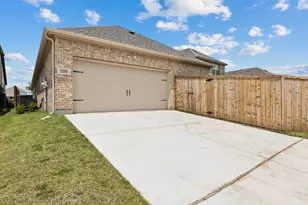 1104 Milfoil Dr, Justin, TX 76247 - Photo 25