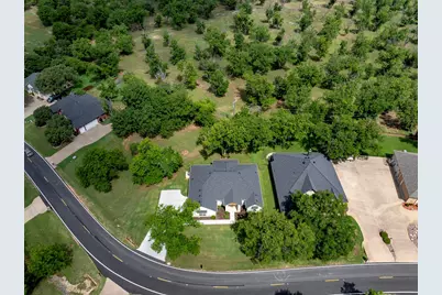 10301 Ravenswood Road, Granbury, TX 76049 - Photo 11