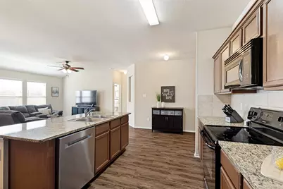 2104 Shady Glen Trail, Princeton, TX 75407 - Photo 3