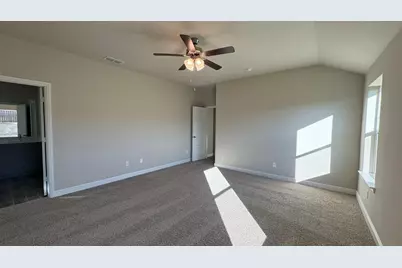 225 Sandstone Circle, Granbury, TX 76048 - Photo 7