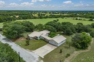 381 Bynum Rd, Bowie, TX 76230 - Photo 1