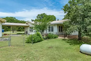 381 Bynum Rd, Bowie, TX 76230 - Photo 29