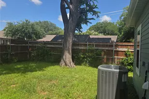 203 E Ann St, Kaufman, TX 75142 - Photo 15