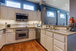 5006 Cedar Springs Rd, Dallas, TX 75235 - Photo 17