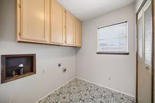10828 Villa Haven Dr, Dallas, TX 75238 - Photo 15