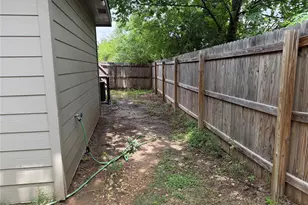 1516 E Maddox Ave, Fort Worth, TX 76104 - Photo 13