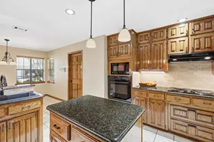 3813 Cambridge Cir W, Bedford, TX 76021 - Photo 13