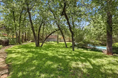 3813 Cambridge Circle W, Bedford, TX 76021 - Photo 37