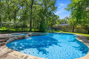 3813 Cambridge Cir W, Bedford, TX 76021 - Photo 33
