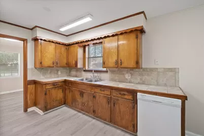 1102 Oaklawn Drive, Corsicana, TX 75110 - Photo 13