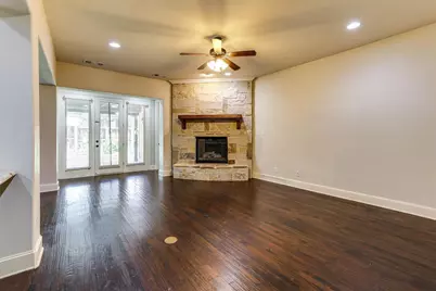 419 Rio Grande Drive, Irving, TX 75039 - Photo 9