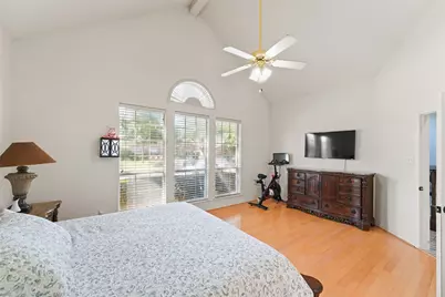 8901 Lakepointe Avenue, Rowlett, TX 75088 - Photo 17