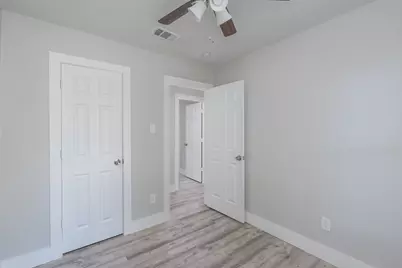 5914 Asbury Avenue #A, Fort Worth, TX 76119 - Photo 13