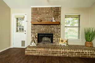 2403 Bayberry Ln, Euless, TX 76039 - Photo 17