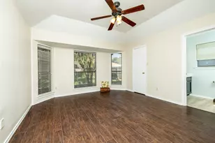 2403 Bayberry Ln, Euless, TX 76039 - Photo 19