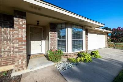 2403 Bayberry Lane, Euless, TX 76039 - Photo 3