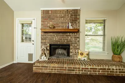 2403 Bayberry Lane, Euless, TX 76039 - Photo 17