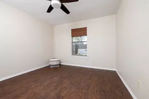 2403 Bayberry Ln, Euless, TX 76039 - Photo 27
