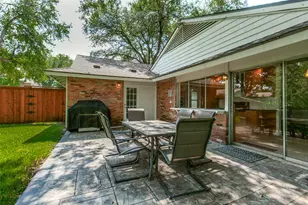 15731 Overmead Cir, Dallas, TX 75248 - Photo 25