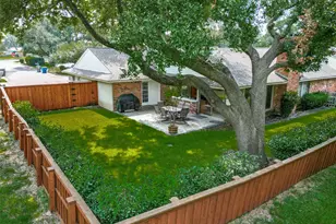 15731 Overmead Cir, Dallas, TX 75248 - Photo 1