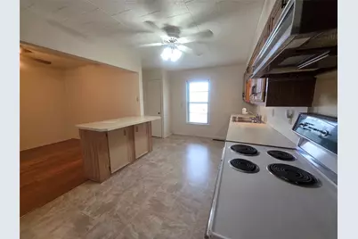 1213 Hillcrest Drive, Graham, TX 76450 - Photo 21