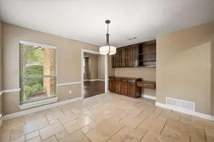 823 Kingston Dr, Mansfield, TX 76063 - Photo 11