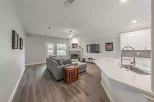 445 Vista Way Dr, Saginaw, TX 76179 - Photo 13