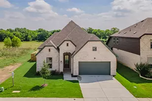 160 Rockin River Dr, Fort Worth, TX 76120 - Photo 1