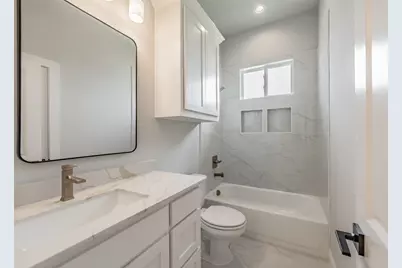 160 Rockin River Drive, Fort Worth, TX 76120 - Photo 21