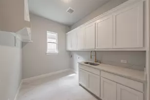 160 Rockin River Dr, Fort Worth, TX 76120 - Photo 23