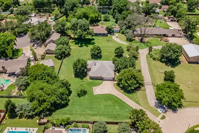 4035 Palomino Drive, Benbrook, TX 76116 - Photo 3