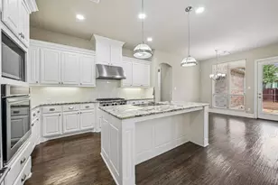 2676 McPherson Ln, Flower Mound, TX 75022 - Photo 9