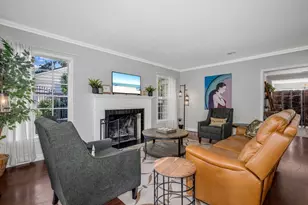 2240 Lawndale Dr, Dallas, TX 75211 - Photo 9