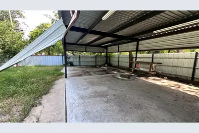 141 W Brownlee Avenue, Dallas, TX 75224 - Photo 33