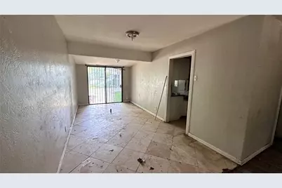 141 W Brownlee Avenue, Dallas, TX 75224 - Photo 9