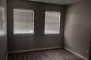 141 W Brownlee Ave, Dallas, TX 75224 - Photo 21