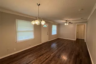2518 Winthrop Dr, Dallas, TX 75228 - Photo 3
