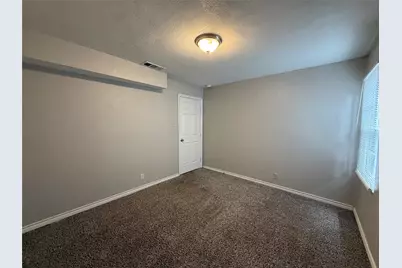 2518 Winthrop Drive, Dallas, TX 75228 - Photo 13